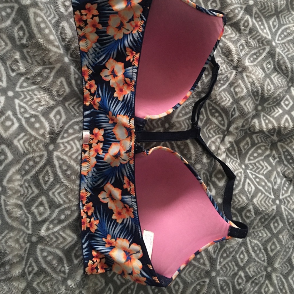 Pink Bra - Picture 2 of 5